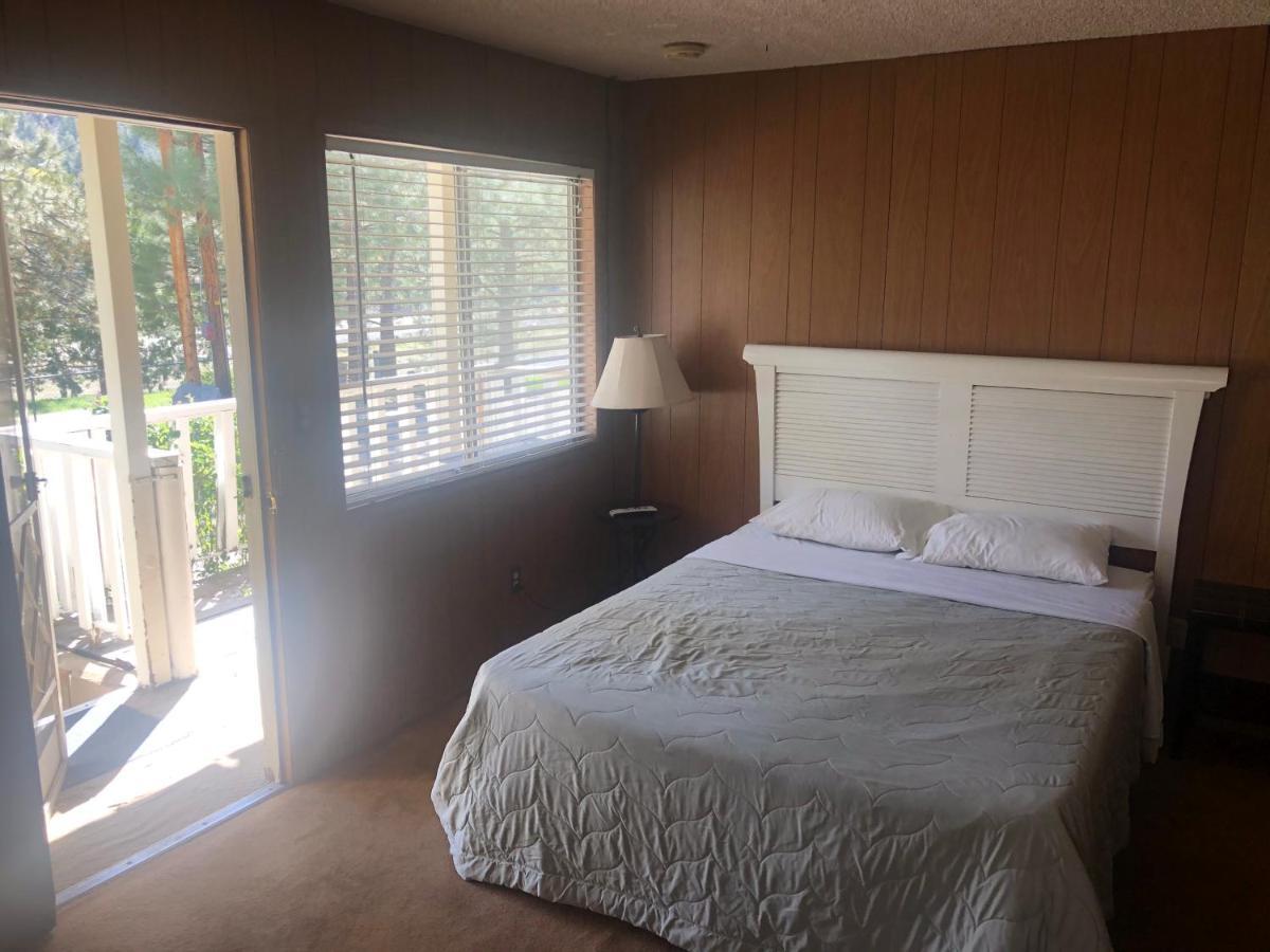 Mountain View Cabins Wrightwood Esterno foto